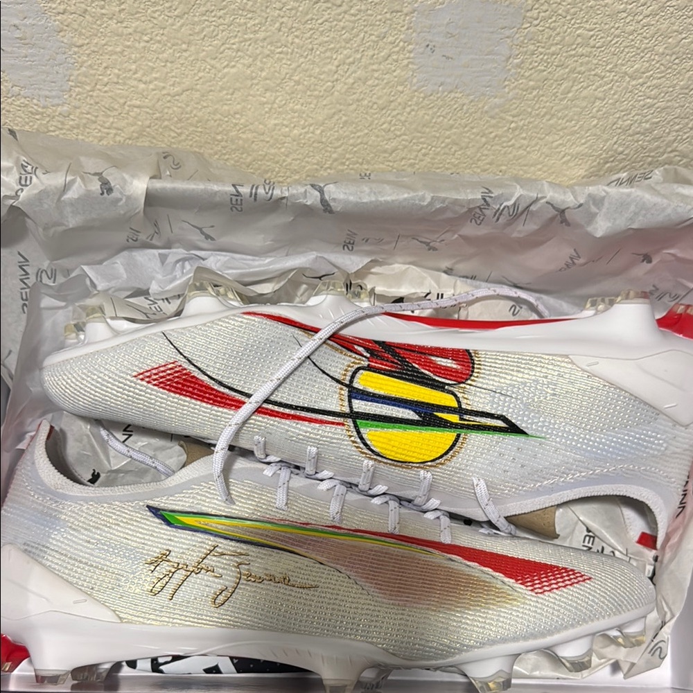 Brand new Senna puma soccer football cleats puma ultra 5